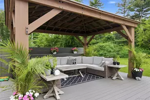 4 Blackwell Ct, Stony Brook, NY 11790 - Photo 38