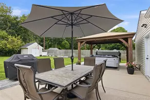4 Blackwell Ct, Stony Brook, NY 11790 - Photo 36