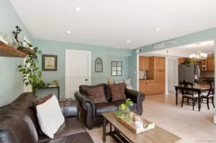 4 Blackwell Ct, Stony Brook, NY 11790 - Photo 18