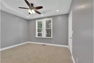 33 Seward Avenue, Port Jervis, NY 12771 - Photo 16