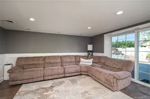 3765 Lynn Ln, Wantagh, NY 11793 - Photo 24