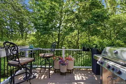 13 Pine Street, Huntington, NY 11743 - Photo 20
