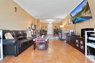 84-49 168th St, Jamaica, NY 11432 - Photo 2