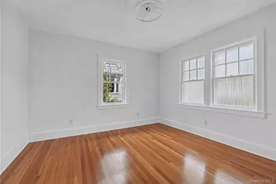 27 Summit Street, Eastchester, NY 10709 - Photo 8