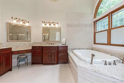 48 River Heights Drive, Smithtown, NY 11787 - Photo 14