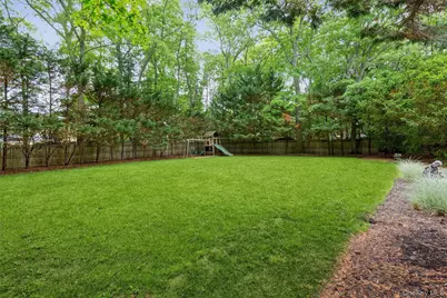 48 River Heights Drive, Smithtown, NY 11787 - Photo 38