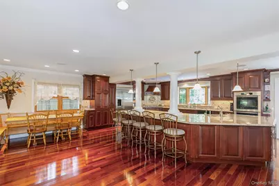 48 River Heights Drive, Smithtown, NY 11787 - Photo 4