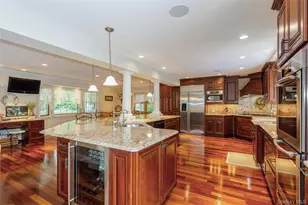 48 River Heights Dr, Smithtown, NY 11787 - Photo 6