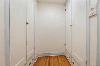 26 Pondfield Road #1D, Bronxville, NY 10708 - Photo 14