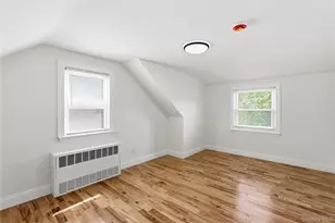 646 Macon Pl, Uniondale, NY 11553 - Photo 14