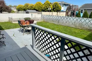 10 Schley Ave, Lindenhurst, NY 11757 - Photo 10
