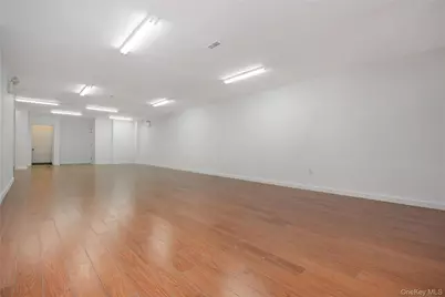 172-18 Jamaica Avenue, Jamaica, NY 11432 - Photo 24