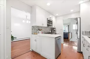 2466 New York New York Ave, Melville, NY 11747 - Photo 14