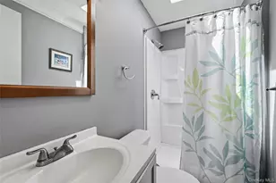 17 Pauchogue Ave, East Islip, NY 11730 - Photo 28