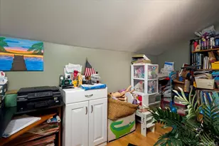 11 Adelphi Rd, Hicksville, NY 11801 - Photo 22