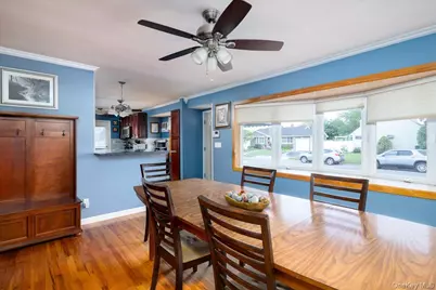 11 Adelphi Road, Hicksville, NY 11801 - Photo 6