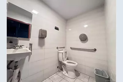 138-11 Jamaica Avenue, Jamaica, NY 11435 - Photo 22