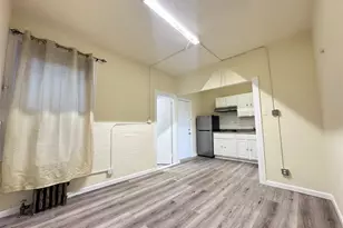 138-11 Jamaica Ave, Jamaica, NY 11435 - Photo 4