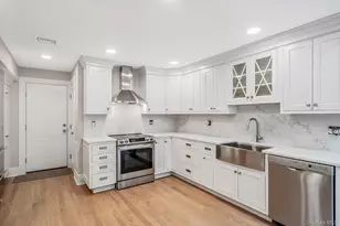 298 Vista Dr, Jericho, NY 11753 - Photo 12