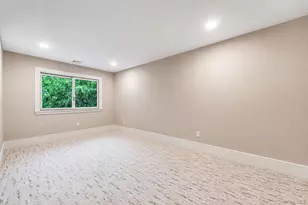 298 Vista Dr, Jericho, NY 11753 - Photo 24