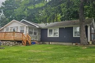79 Buckberg Rd, Tomkins Cove, NY 10986 - Photo 2