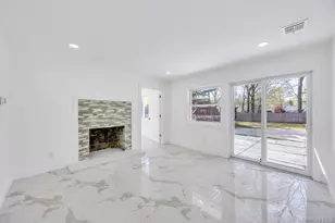 8 Grand Canyon Ln, Coram, NY 11727 - Photo 14