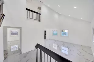 8 Grand Canyon Ln, Coram, NY 11727 - Photo 4