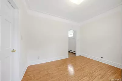 96 Wakefield Avenue, Yonkers, NY 10704 - Photo 14