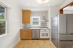 96 Wakefield Ave, Yonkers, NY 10704 - Photo 6