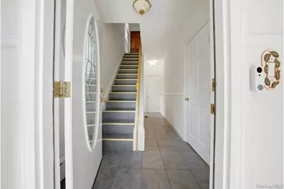 96 Wakefield Avenue, Yonkers, NY 10704 - Photo 4
