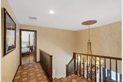 119 Plainview Road, Woodbury, NY 11797 - Photo 30