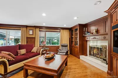 119 Plainview Road, Woodbury, NY 11797 - Photo 14