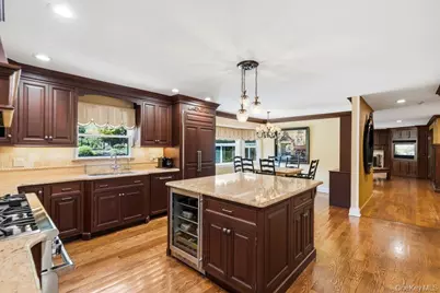 119 Plainview Road, Woodbury, NY 11797 - Photo 22