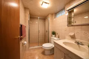 64-15 Myrtle Ave, Ridgewood, NY 11385 - Photo 16