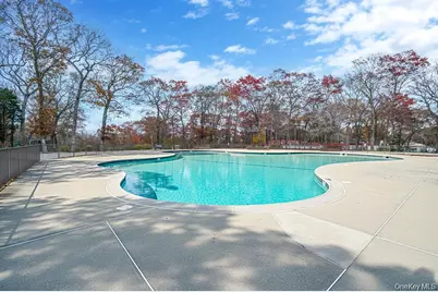 203 Birchwood Road #203, Coram, NY 11727 - Photo 32