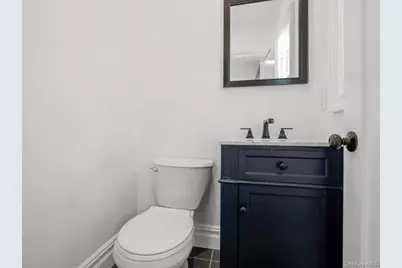 45 Edgewood Road, Rockville Centre, NY 11570 - Photo 22