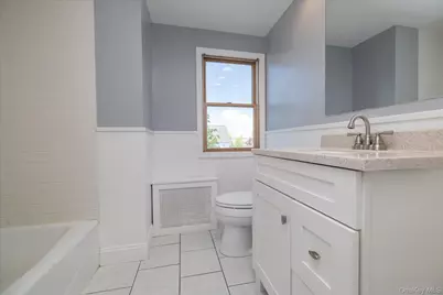 400 Roosevelt Avenue, Freeport, NY 11520 - Photo 44