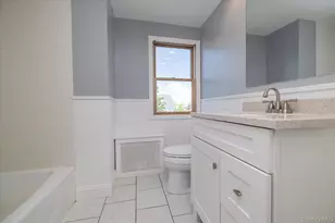 400 Roosevelt Ave, Freeport, NY 11520 - Photo 44