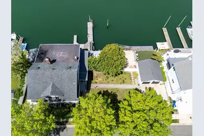 400 Roosevelt Avenue, Freeport, NY 11520 - Photo 12