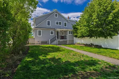 400 Roosevelt Avenue, Freeport, NY 11520 - Photo 1