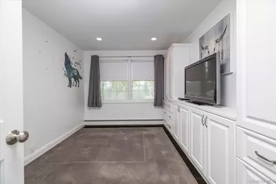 400 Roosevelt Avenue, Freeport, NY 11520 - Photo 34