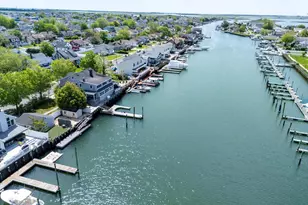400 Roosevelt Ave, Freeport, NY 11520 - Photo 14