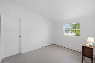 14 Lehigh Ln, Farmingville, NY 11738 - Photo 26