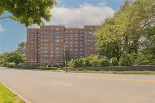 900 Palmer Rd, Bronxville, NY 10708 - Photo 2
