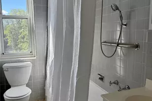 900 Palmer Rd, Bronxville, NY 10708 - Photo 22