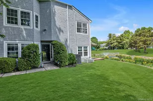 35 Lakebridge Dr S, Kings Park, NY 11754 - Photo 2