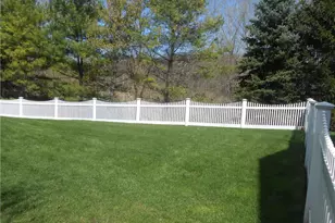 80 Landmark Ct, White Plains, NY 10603 - Photo 32