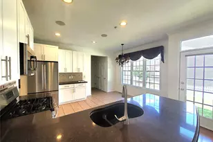80 Landmark Ct, White Plains, NY 10603 - Photo 10