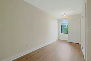 100 Chateau Ln, Hawthorne, NY 10532 - Photo 18