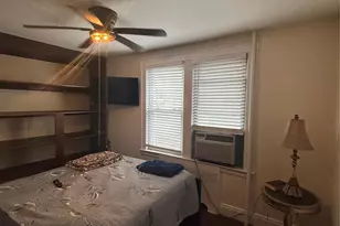 91-05 107th Ave, Ozone Park, NY 11417 - Photo 8
